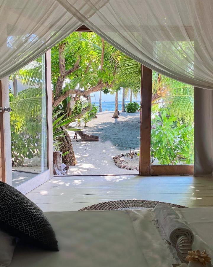 Samura Maldives Guest House Thulusdhoo Zewnętrze zdjęcie