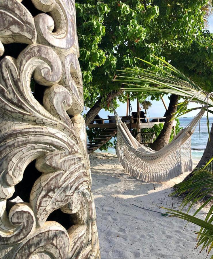 Samura Maldives Guest House Thulusdhoo Zewnętrze zdjęcie