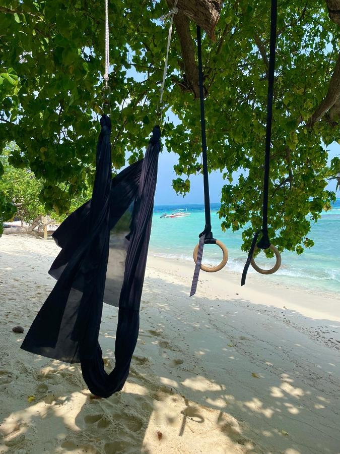 Samura Maldives Guest House Thulusdhoo Zewnętrze zdjęcie