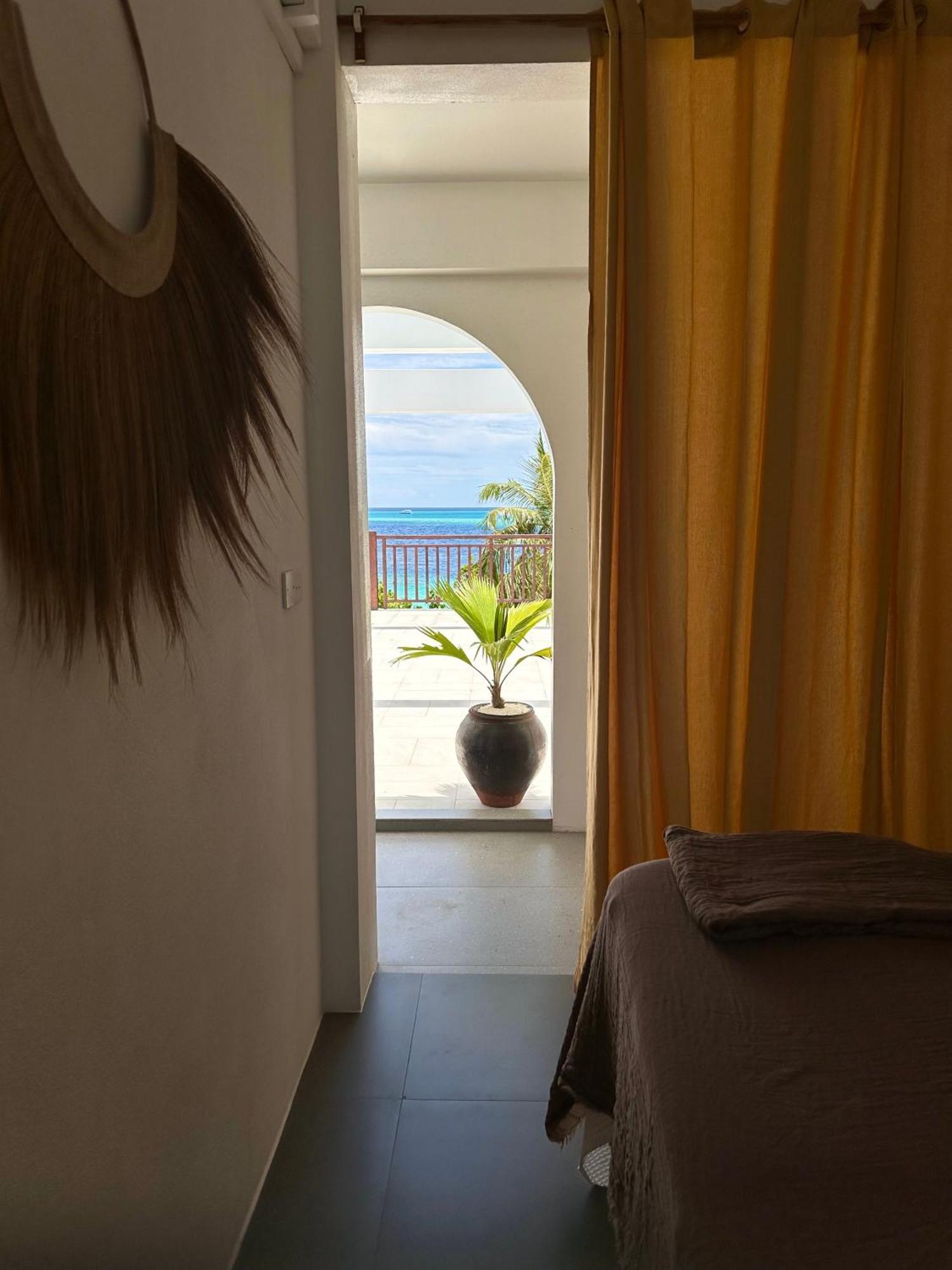 Samura Maldives Guest House Thulusdhoo Zewnętrze zdjęcie
