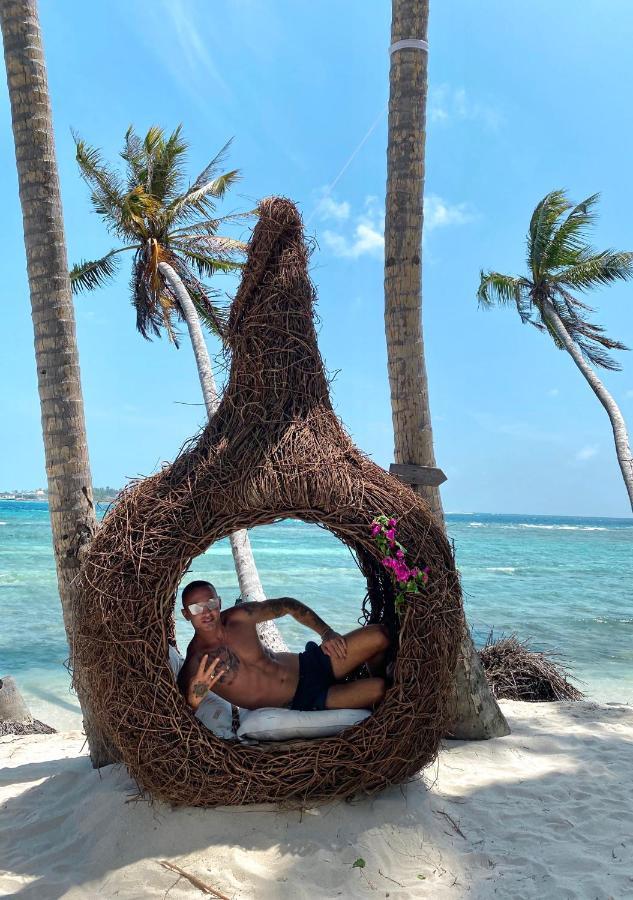 Samura Maldives Guest House Thulusdhoo Zewnętrze zdjęcie